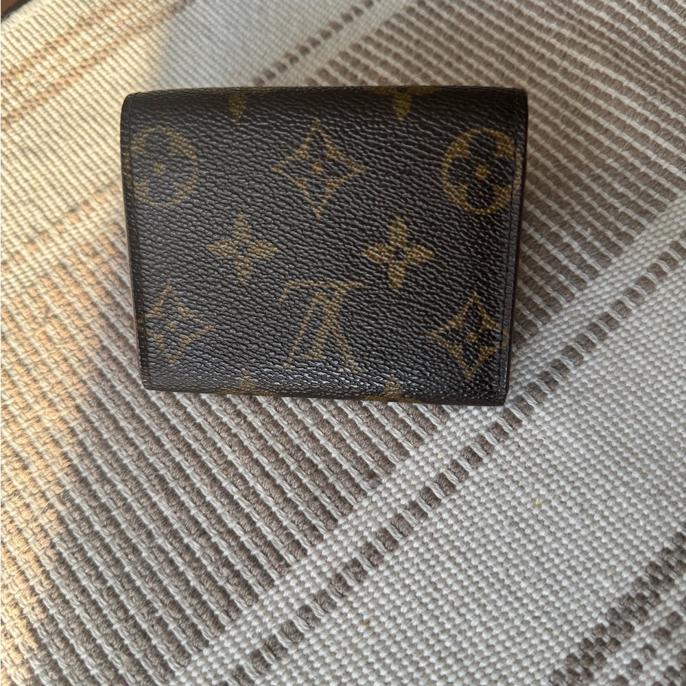 Louis Vuitton Compact Card Monogram Wallet - Picture 6 of 9
